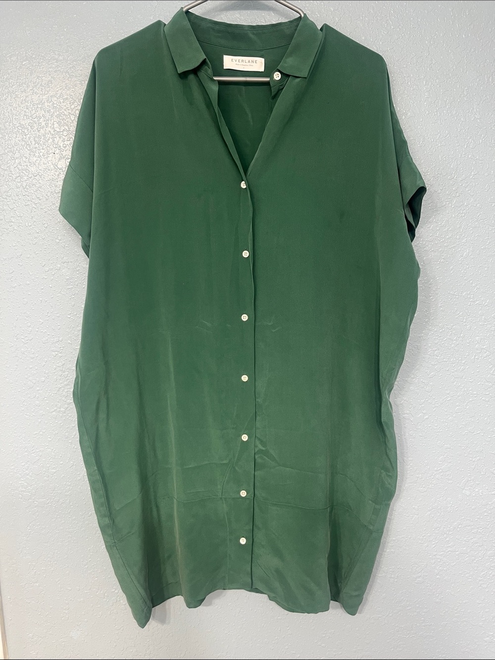 Everlane silk square shirt dress in green sz 4 but fits up to size 8